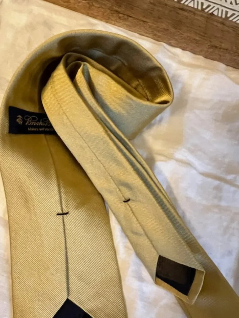VTG Brooks Brothers Makers Solid Gold Silk 3